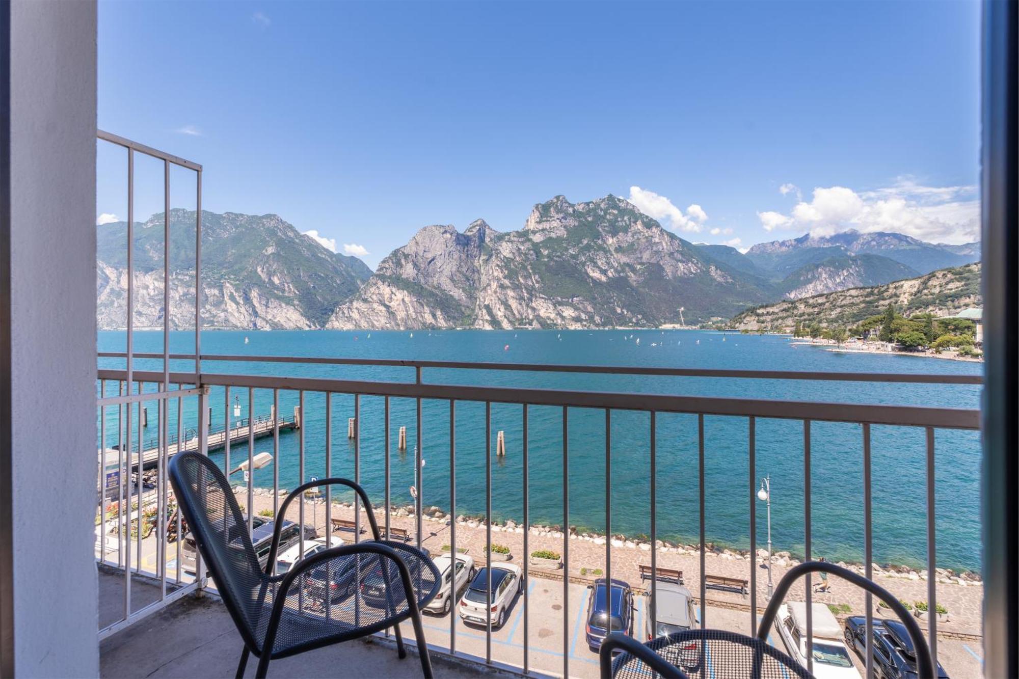 Lake Hotel Ifigenia Torbole Sul Garda Exterior foto