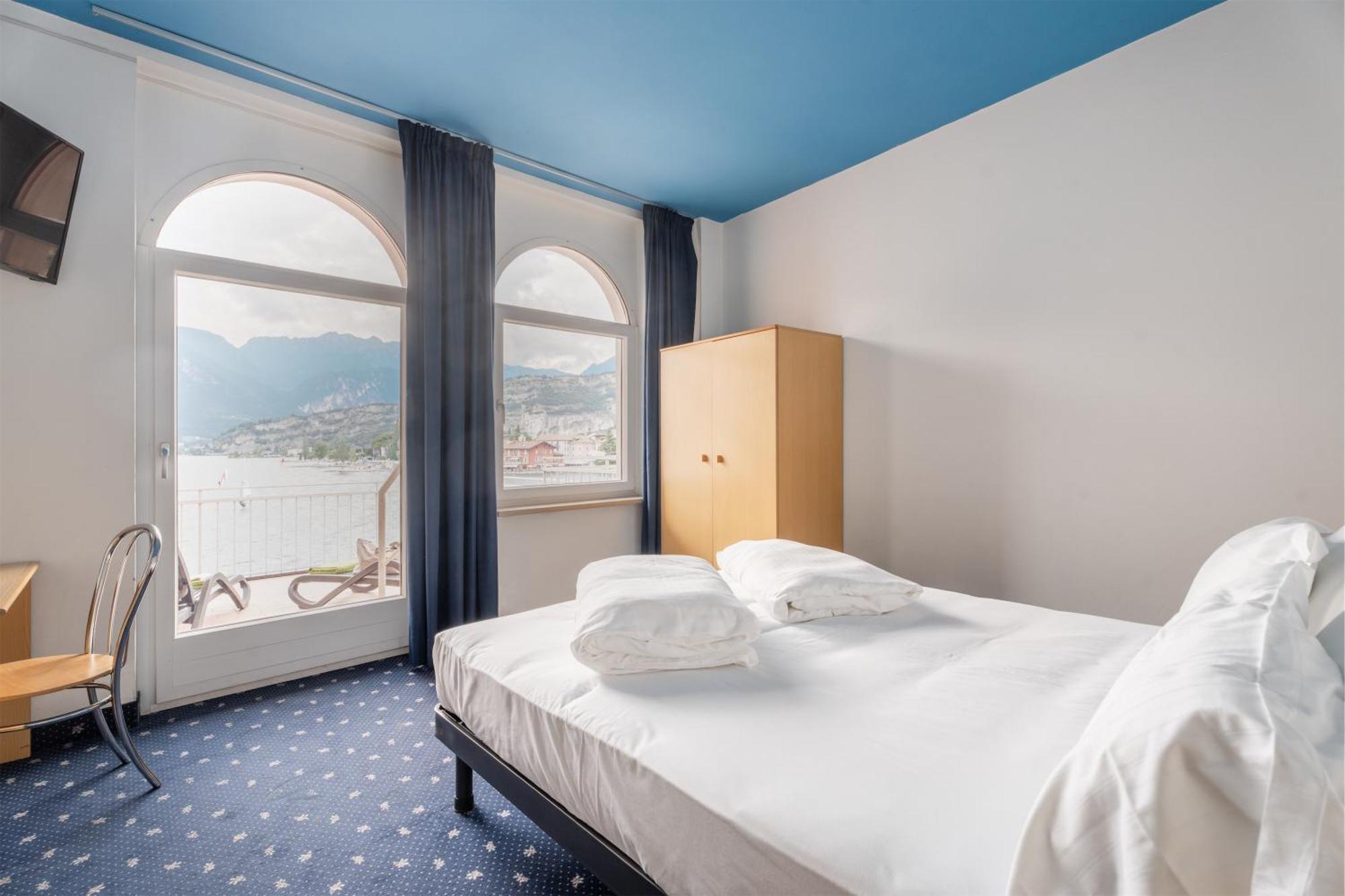 Lake Hotel Ifigenia Torbole Sul Garda Exterior foto