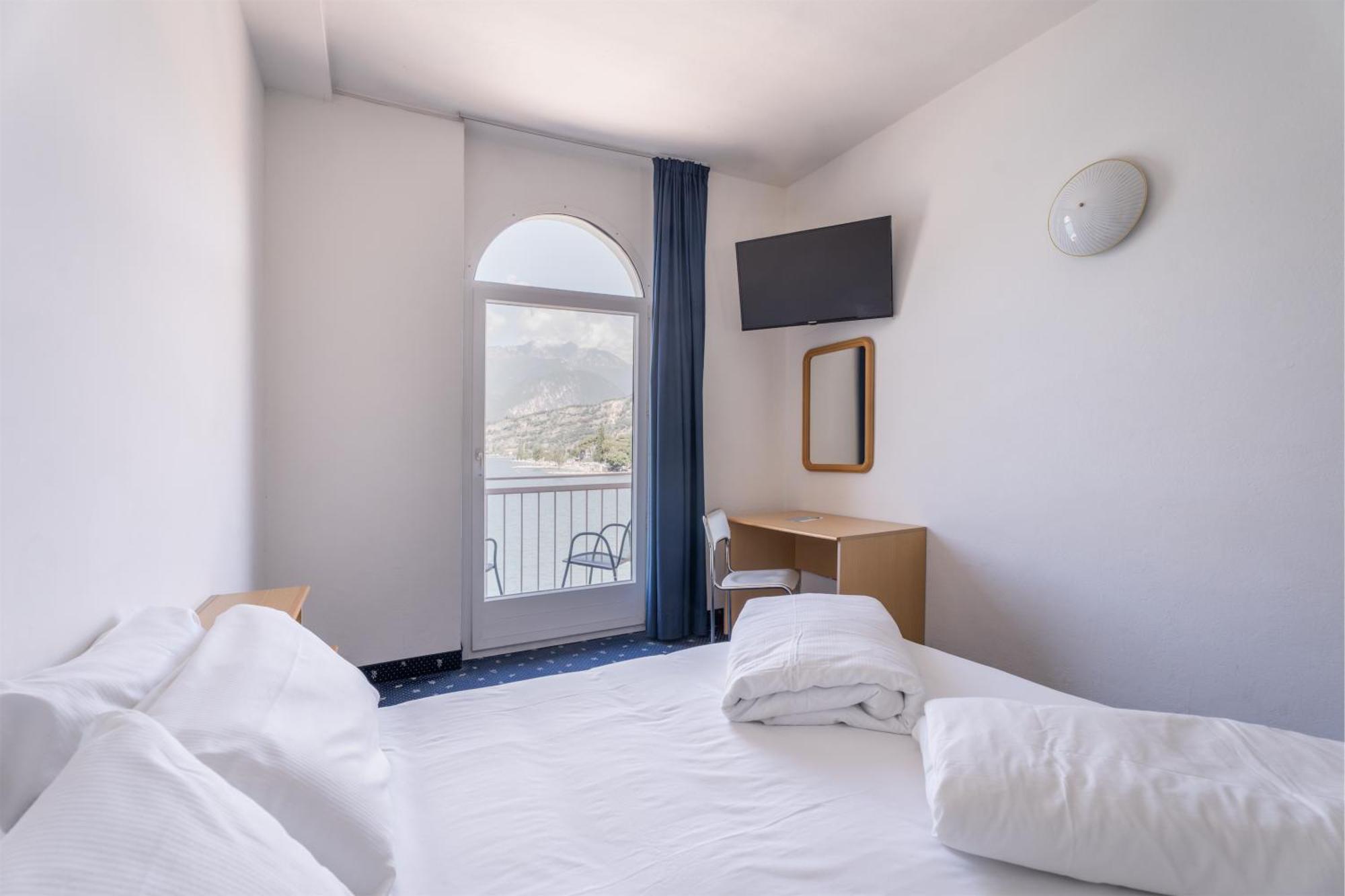 Lake Hotel Ifigenia Torbole Sul Garda Exterior foto